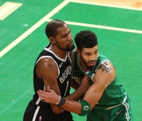 NBA直播-塔图姆防守也进化！防到杜兰特7中0 两项技能升级